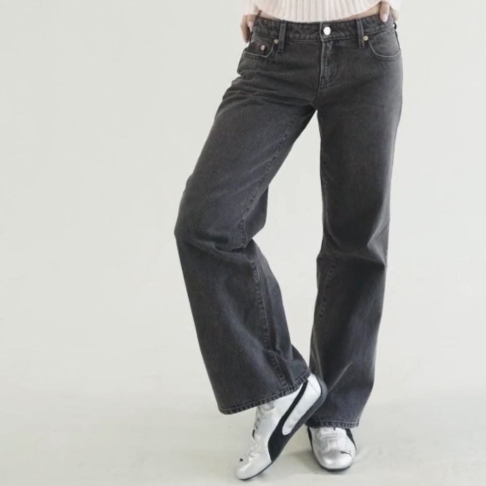 PacSun Zoe low rise Girlfriend Jean
